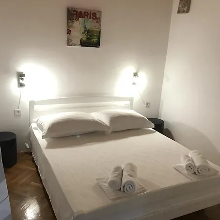Apartment Mevi